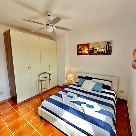 - Tramontana Holiday home *