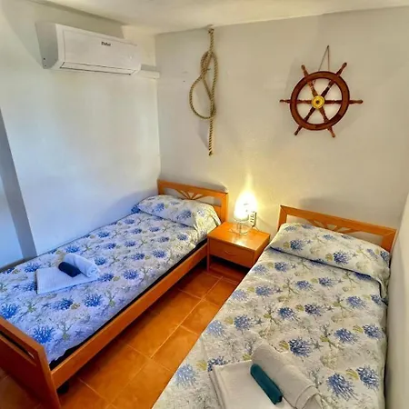 - Tramontana *
