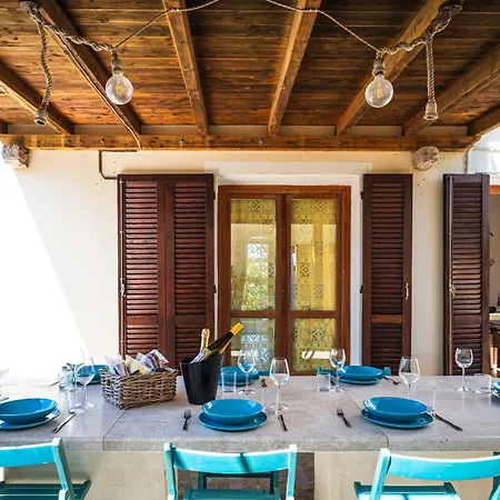 - Tramontana Casa de Férias *